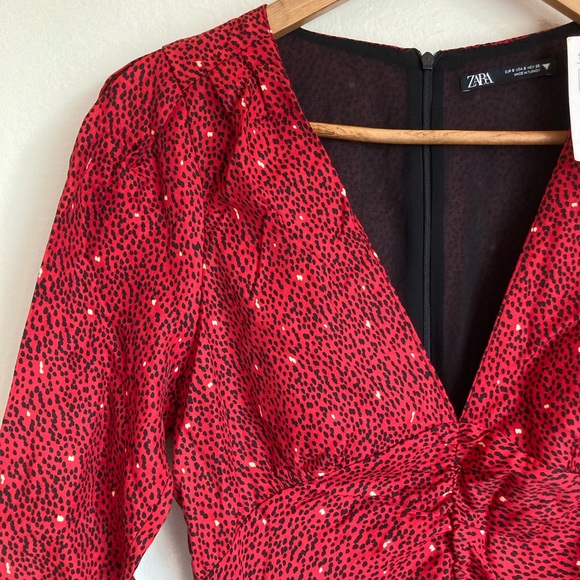 NWTS ZARA Dot Printed Ruched Deep V-Neck
Long Sleeve Mini Dress Red size (S) - Picture 7 of 10